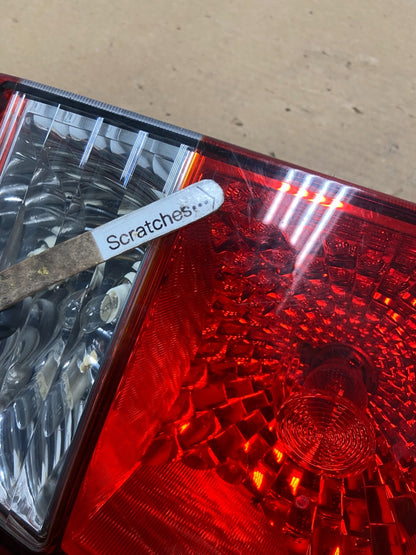 2009 2010 2011 Kia Borrego Left Driver LH Side Inner Tail Light AD3975 DW3