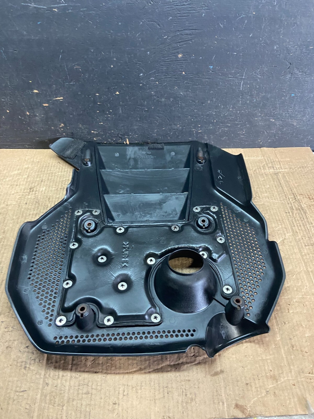 2006 to 2010 Hyundai Azera V6 Engine Motor Shield Cover OEM o3319 DG5