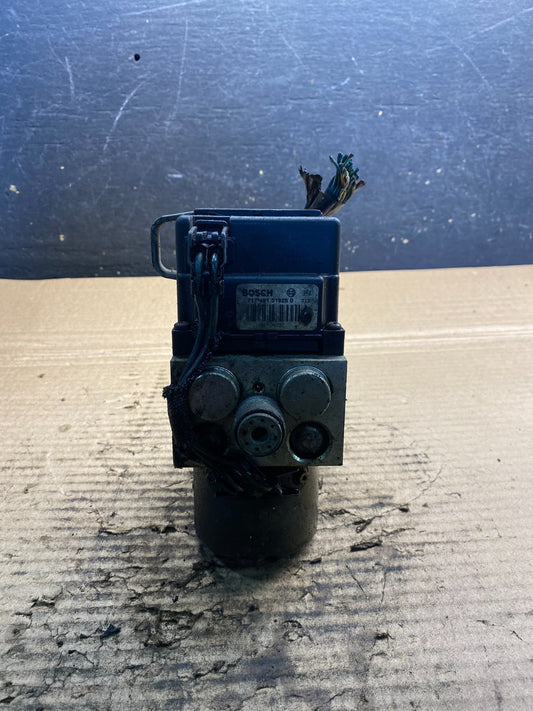 2004 2005 Dodge Durango ABS Anti Lock Brake Pump OEM aa3337 DG0