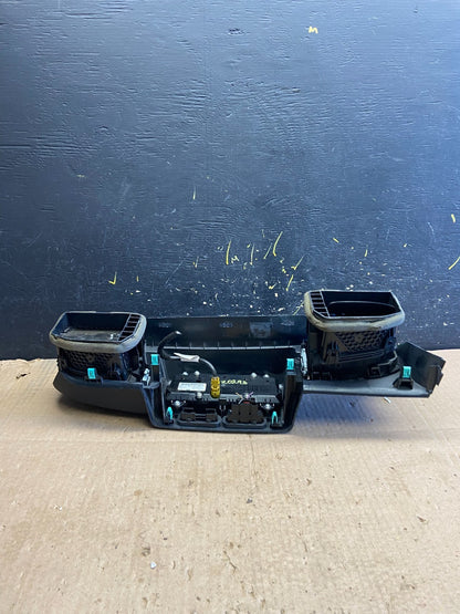 2020 to 2023 Ford Explorer Console Radio Display Screen Air Vents Z0295 DG5