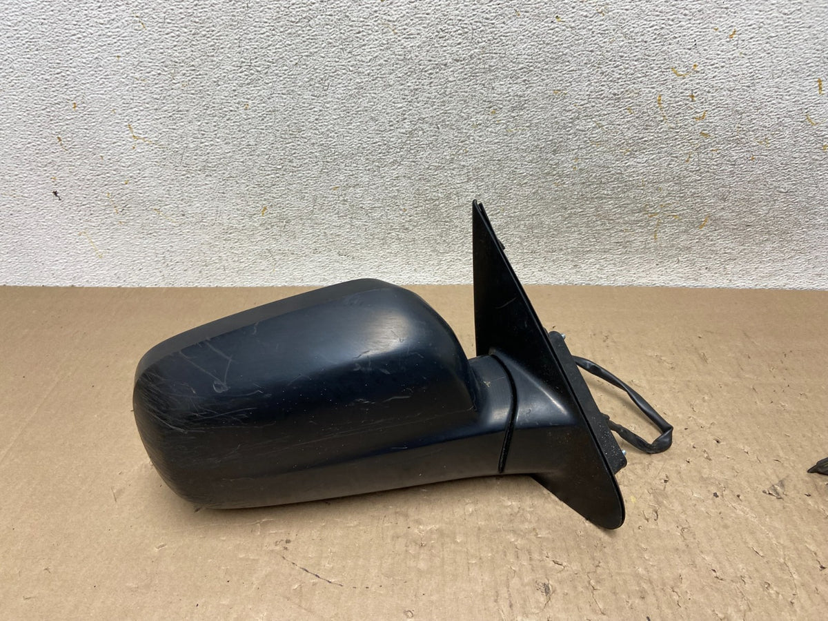 2002-2006 Honda CR-V CRV Right Passenger RH Side View Door Mirror AG7802 DW0