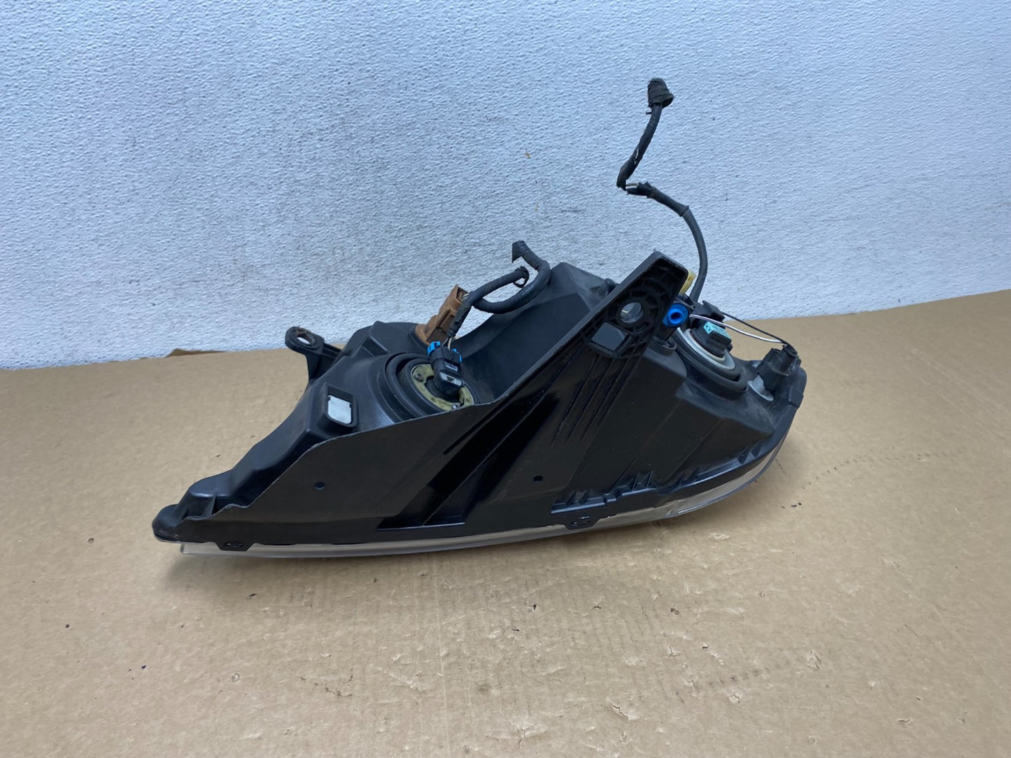 2011 to 2013 Dodge Durango Left Driver LH Side Headlight AF7374 DW5