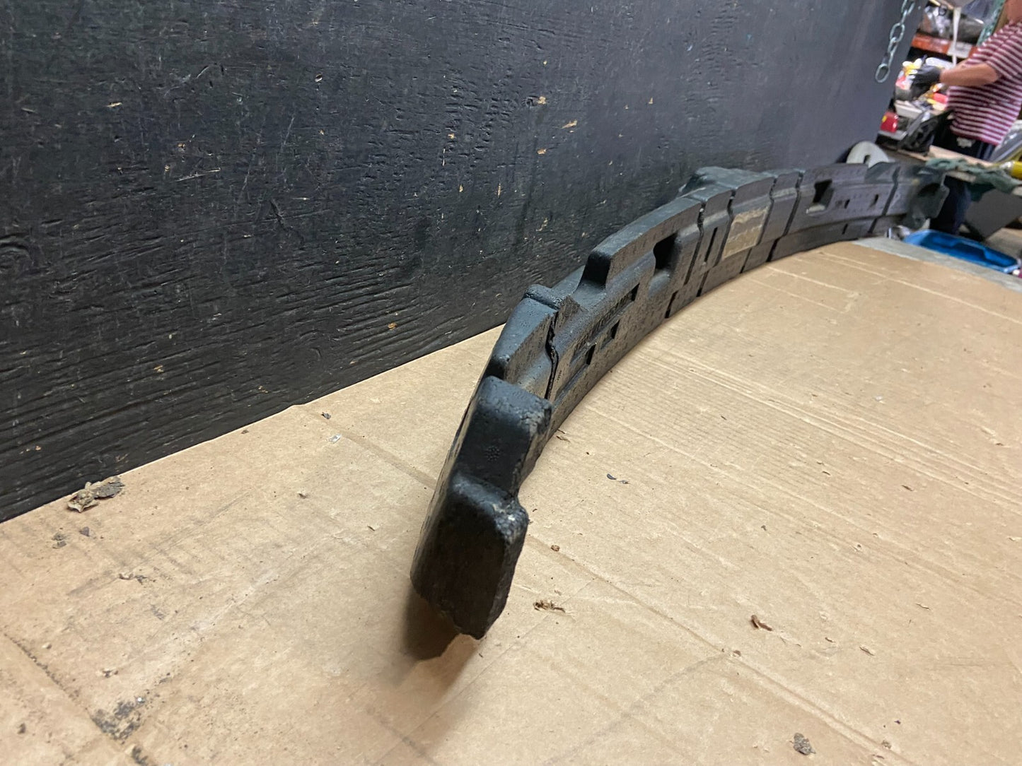 2010 to 2012 Lincoln MKT Front Impact Absorber o3102 PS5