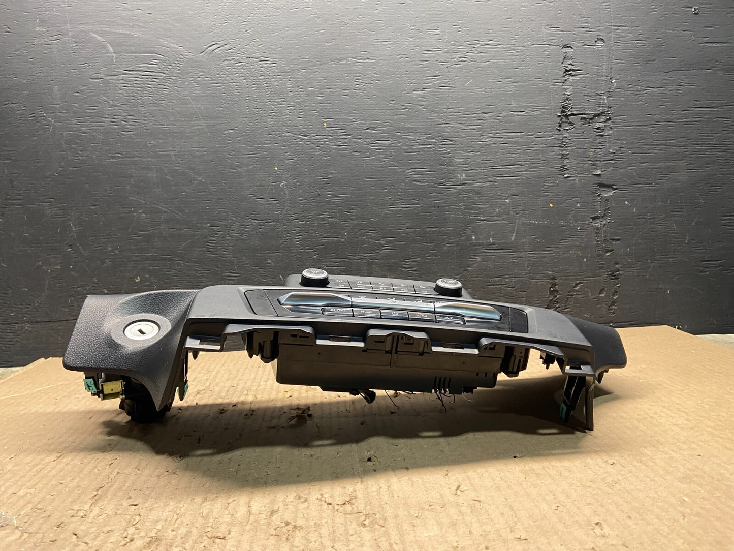 2020 to 2023 Ford Explorer Radio Climate Control Panel Trim F5193 PS5