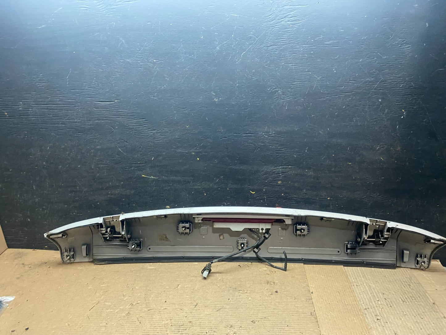 2009 to 2015 Honda Pilot Rear Trunk Spoiler Gate Oem V7166 DG9