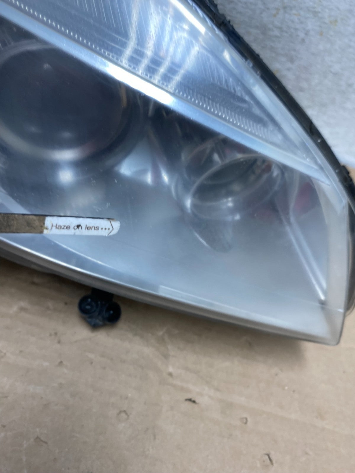 2008-2011 Mercedes C-Class C350 C300 Right Passenger Xenon Headlight AH9375 DW4