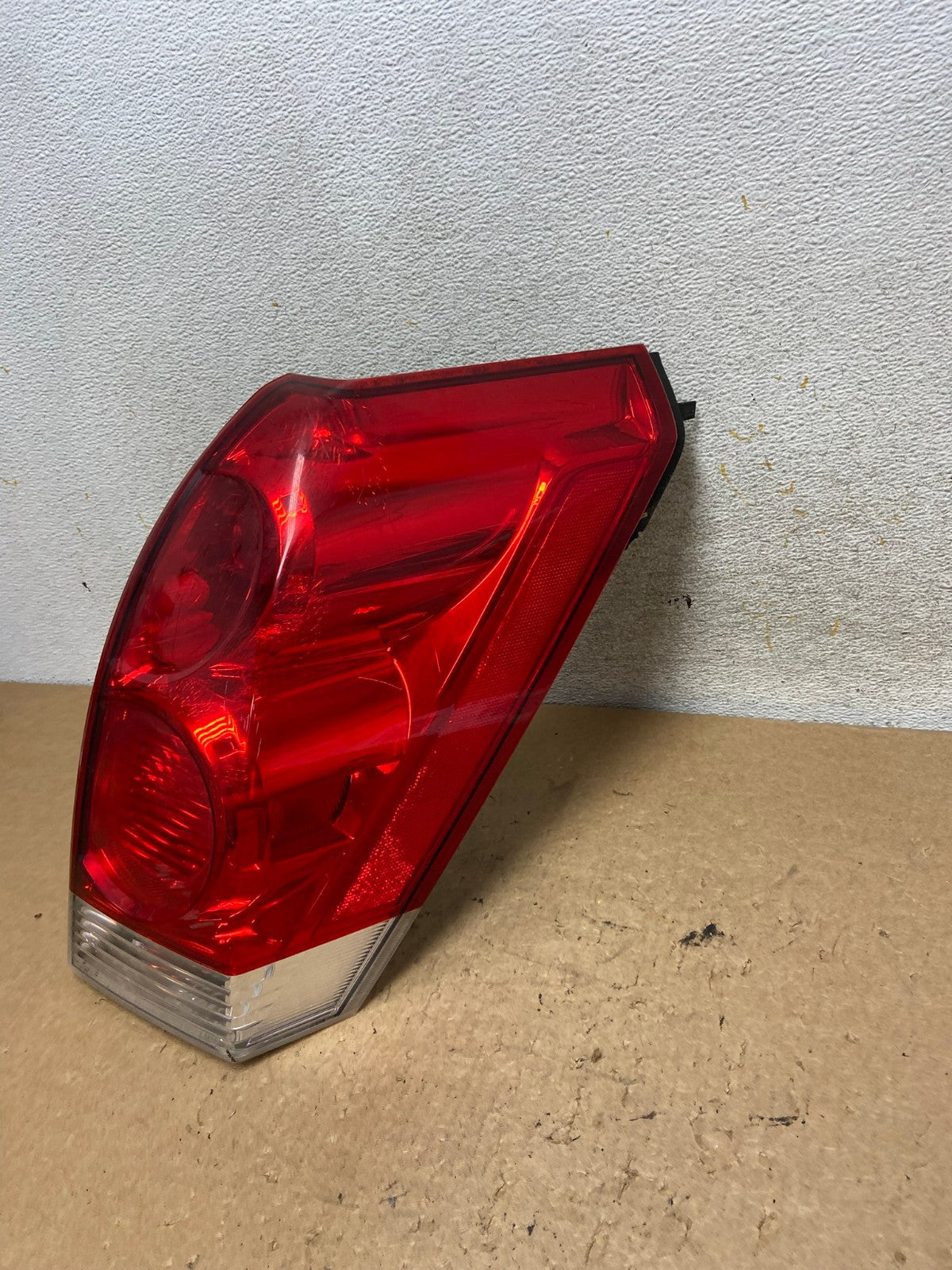 2004 to 2009 Nissan Quest Right Passenger RH Side Tail Light AI3677 LK1