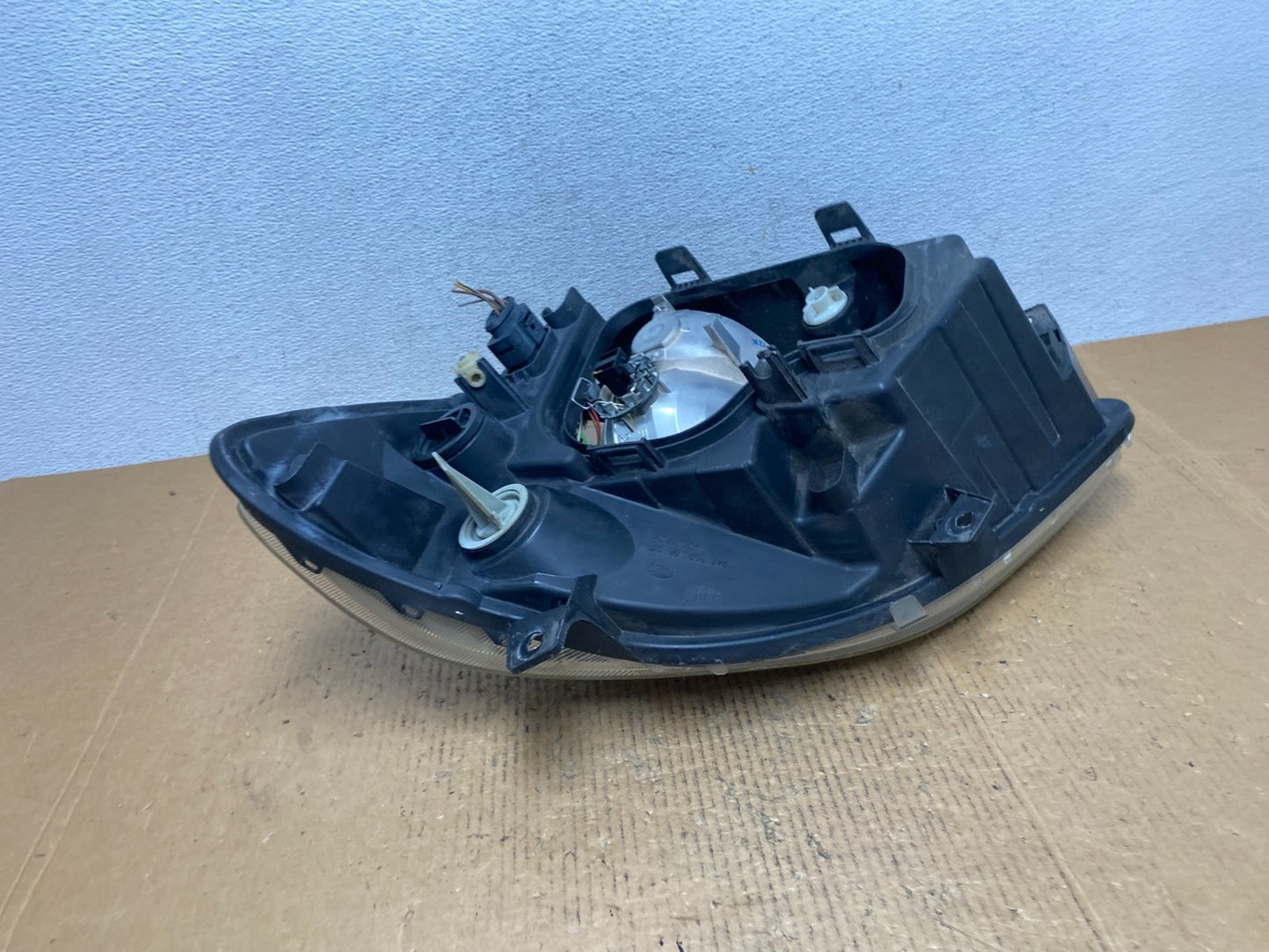 2007 to 2013 Mercedes Sprinter Headlight Right Passenger Halogen AE1453 DW5