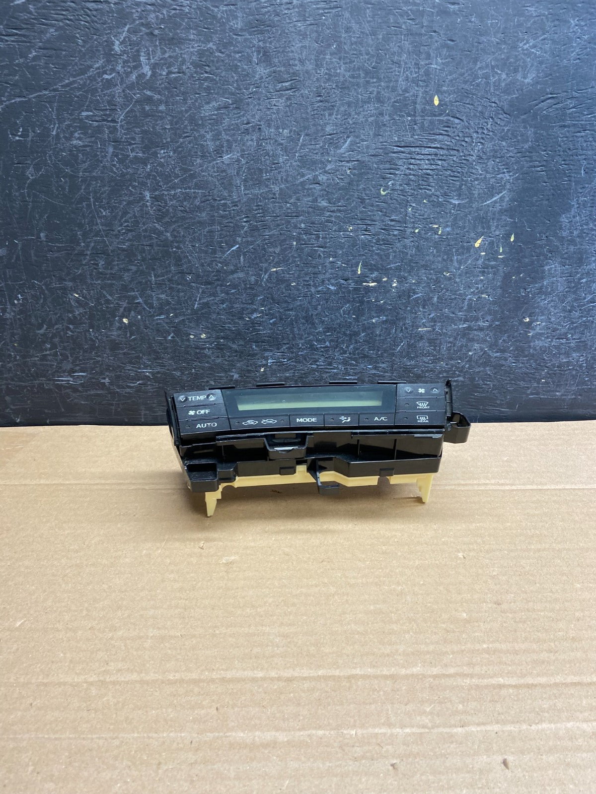 2010 to 2015 Toyota Prius A/C Heater Climate Control Unit Switch ag5028 DG0