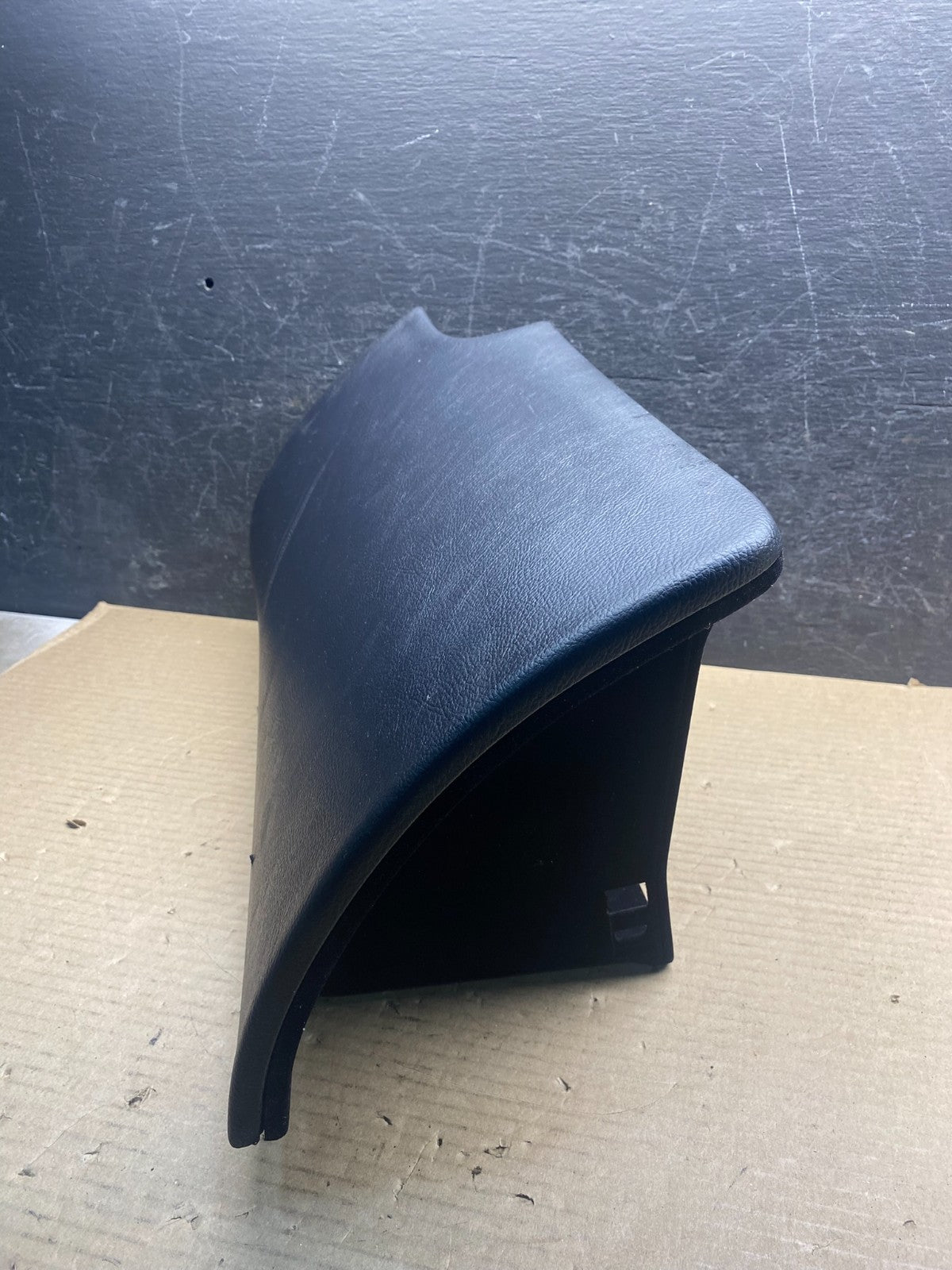 2008 to 2013 Hyundai Genesis Sedan Glove Box AH9721 DG2
