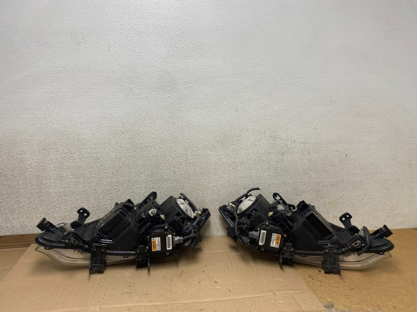 Xenon 2011 2012 2013 2014 Nissan Murano Headlights Left+Right U6654 DW10