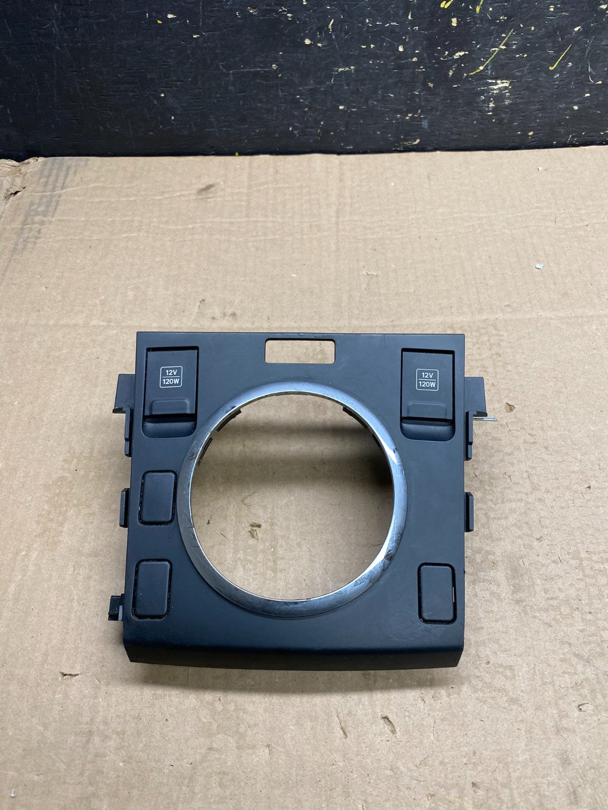 2007-2009 Suzuki Grand Vitara XL-7 Gear Shifter Panel Bezel Center OEM Y9967  DG0