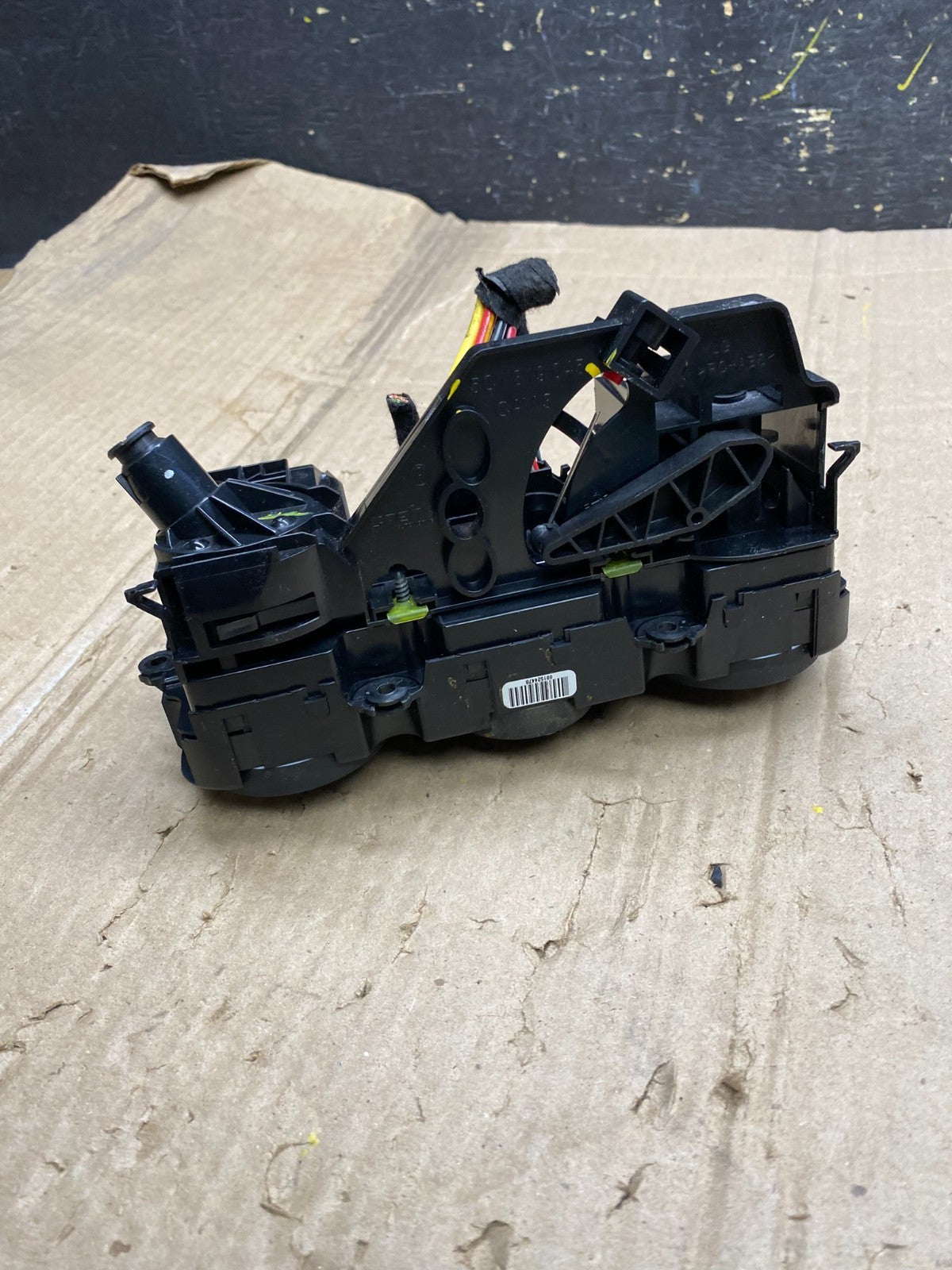 2011 - 2014 Volkswagen  Jetta Center Climate Control Panel AC Heater x5833  DG4