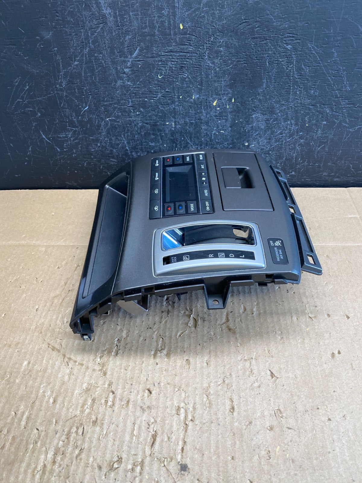 2011 to 2017 Nissan Quest Shifter Climate Control Panel Bezel AC9104 DG1