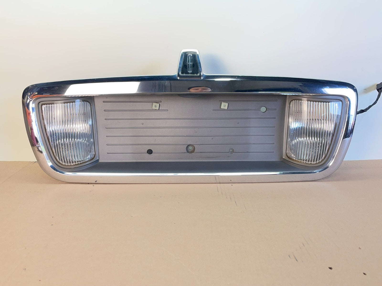 2003 to 2011 Lincoln Town Car Rear License Plate Trim Panel AG1017 DG0
