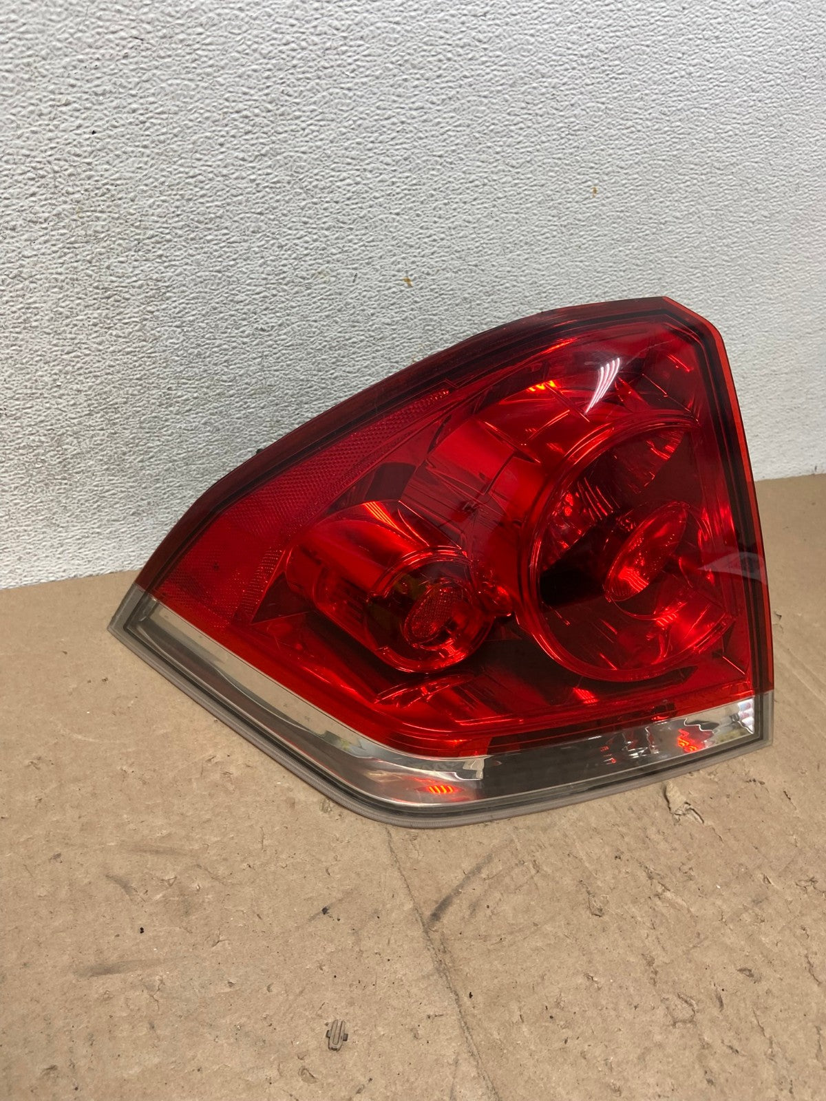 2006 to 2012 Chevrolet Impala Left Driver Lh Side Tail Light AG5394 LK2