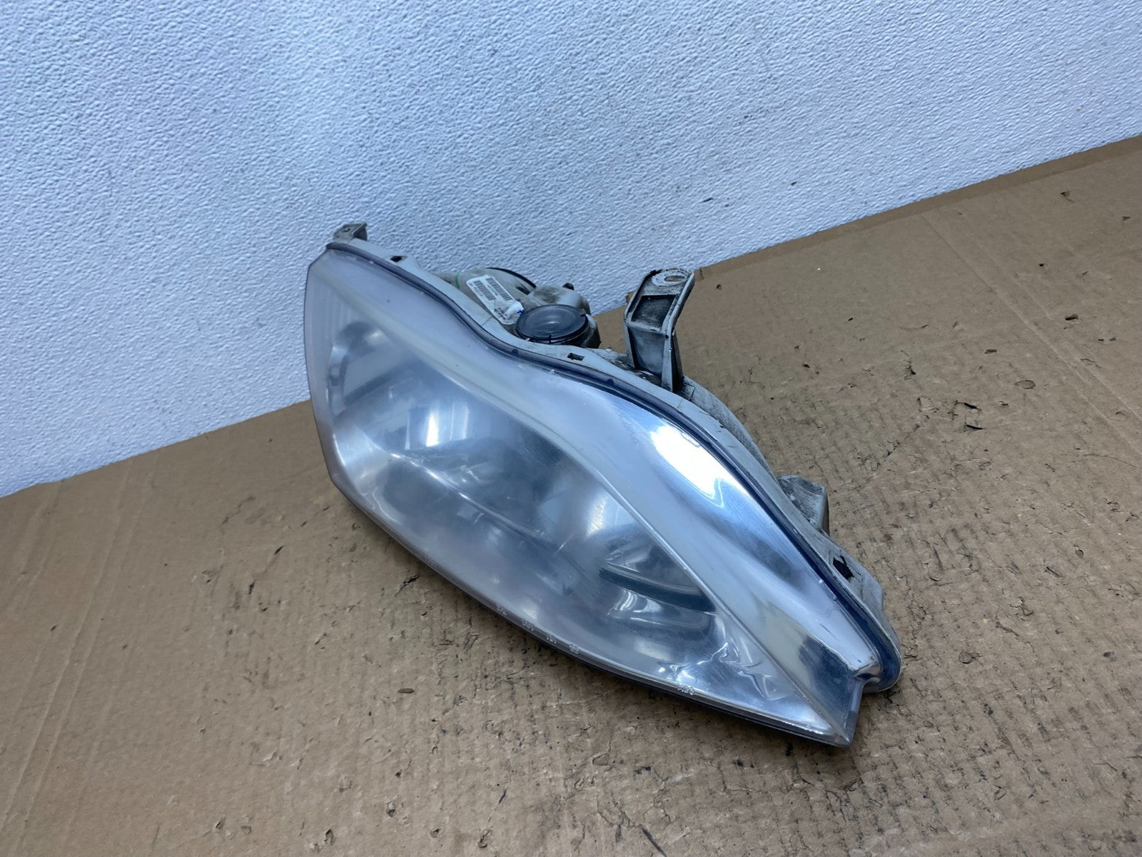1997-2001 Lexus Es300 Right Passenger RH Headlight Halogen Oem AC4135 DW1