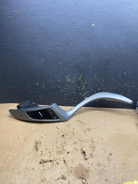 2014-2016 Hyundai Elantra Center Right Garnish Trim Bezel Air Vent Z7387 DG0