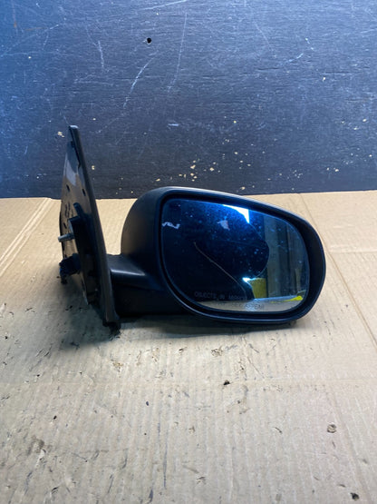 2010 to 2013 Kia Forte Sedan Right View Turn Signal Mirror OEM AB0734 MS9