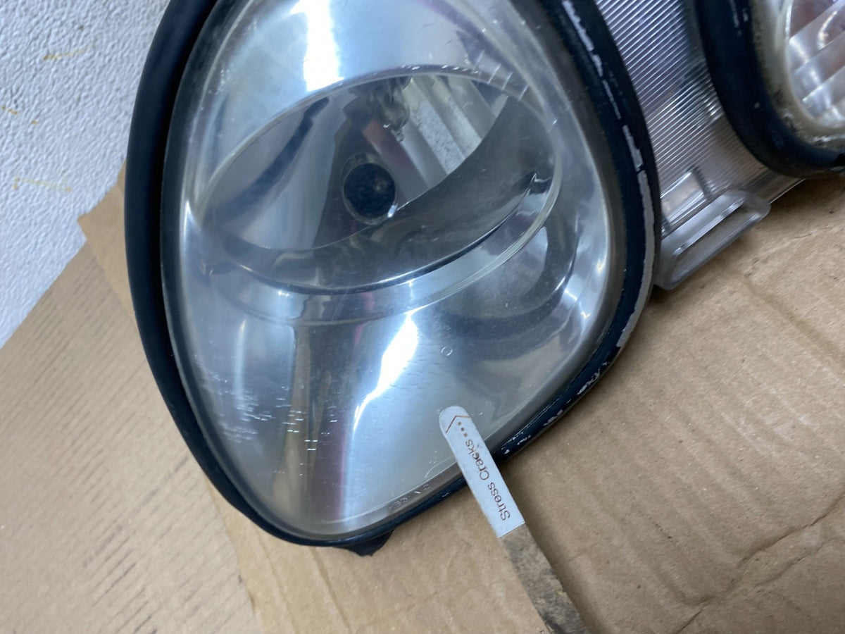 2001 to 2005 Lexus GS430 Gs300 Left Driver Lh Headlight Halogen AI1183 DW4