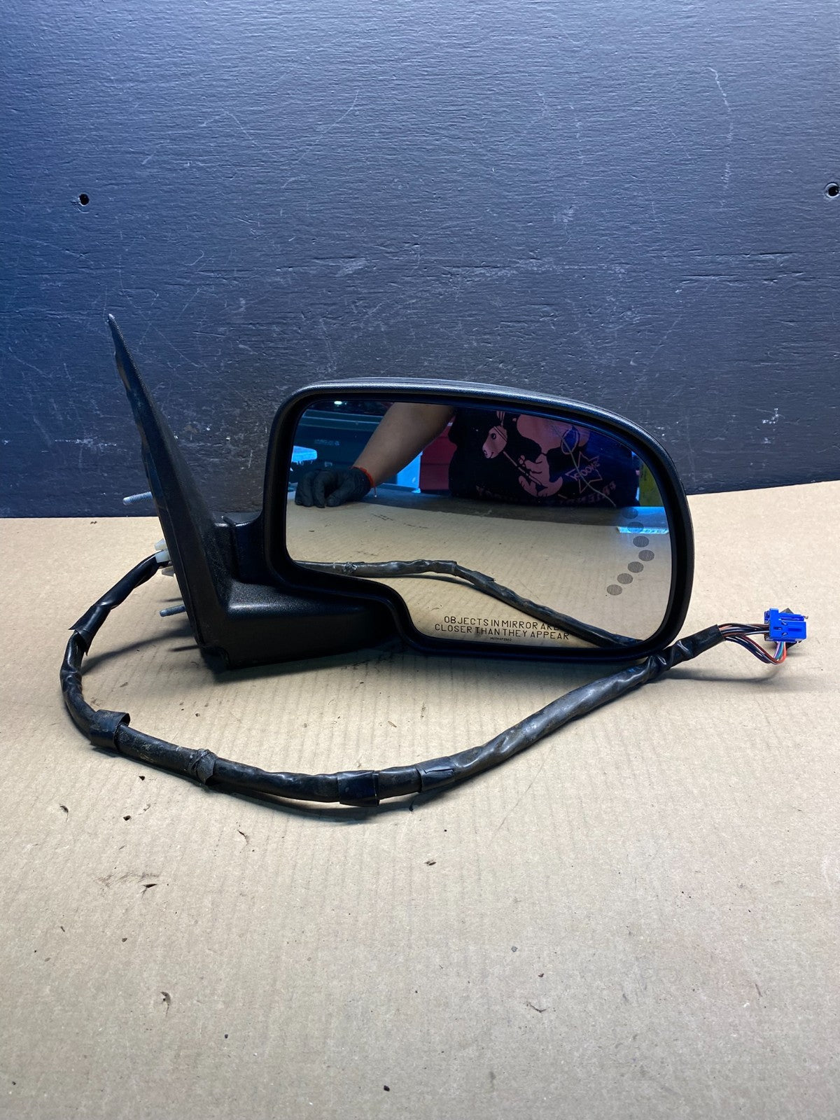 2003-2006 Chevrolet Avalanche Right Passenger Turn Sgn View Door Mirror ac88518