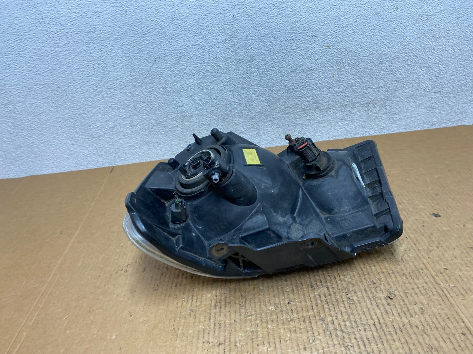 2007 2008 2009 Chrysler Aspen Right Passenger RH Halogen Headlight AE2661 DW6