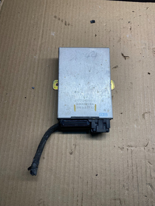 1978 to 1981 Mercedes W126 R107 Cruise Control Module aj0199 DG0