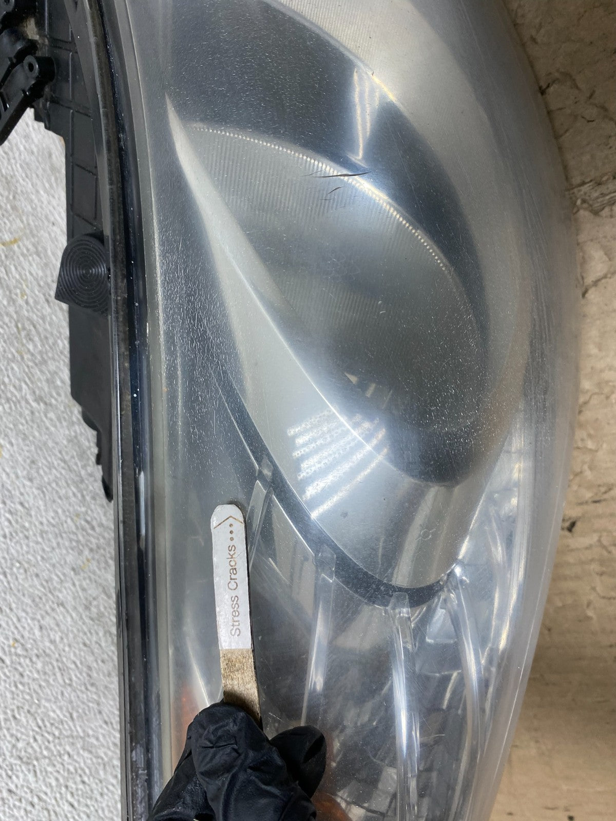 2011 2012 2013 Hyundai Elantra Right Passenger Headlight AH6610 DW4
