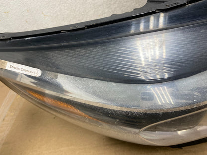 2013 to 2016 Chevrolet Malibu Right Passenger Headlight Xenon HID AH8520 DW4