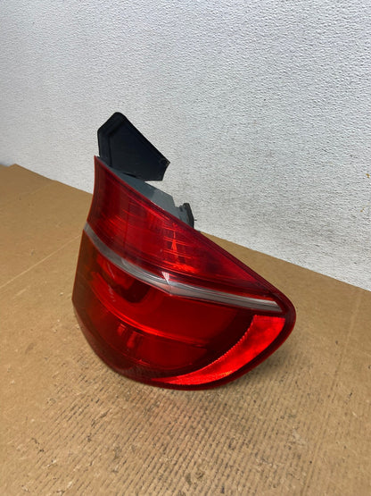 2011 2012 2013 Bmw X5 E70 Right Passenger Side Rh Tail Light AE1335 LK1