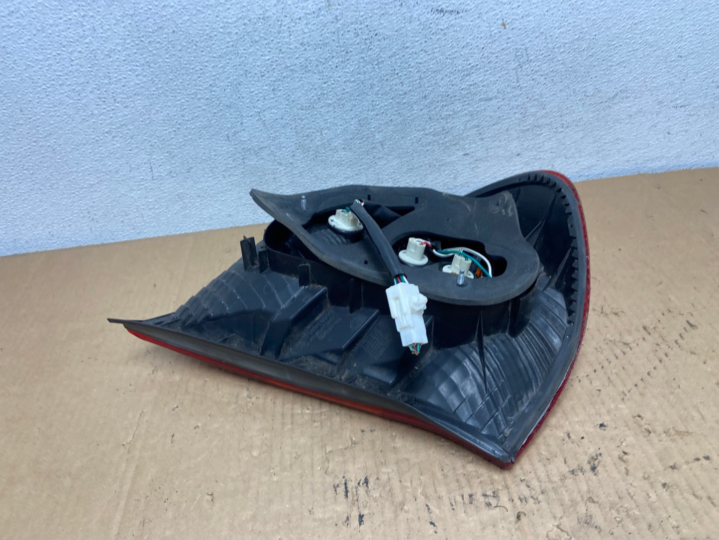 2002 2003 2004 Toyota Camry Tail Light Right Passenger Rh Side AD1132 LK5