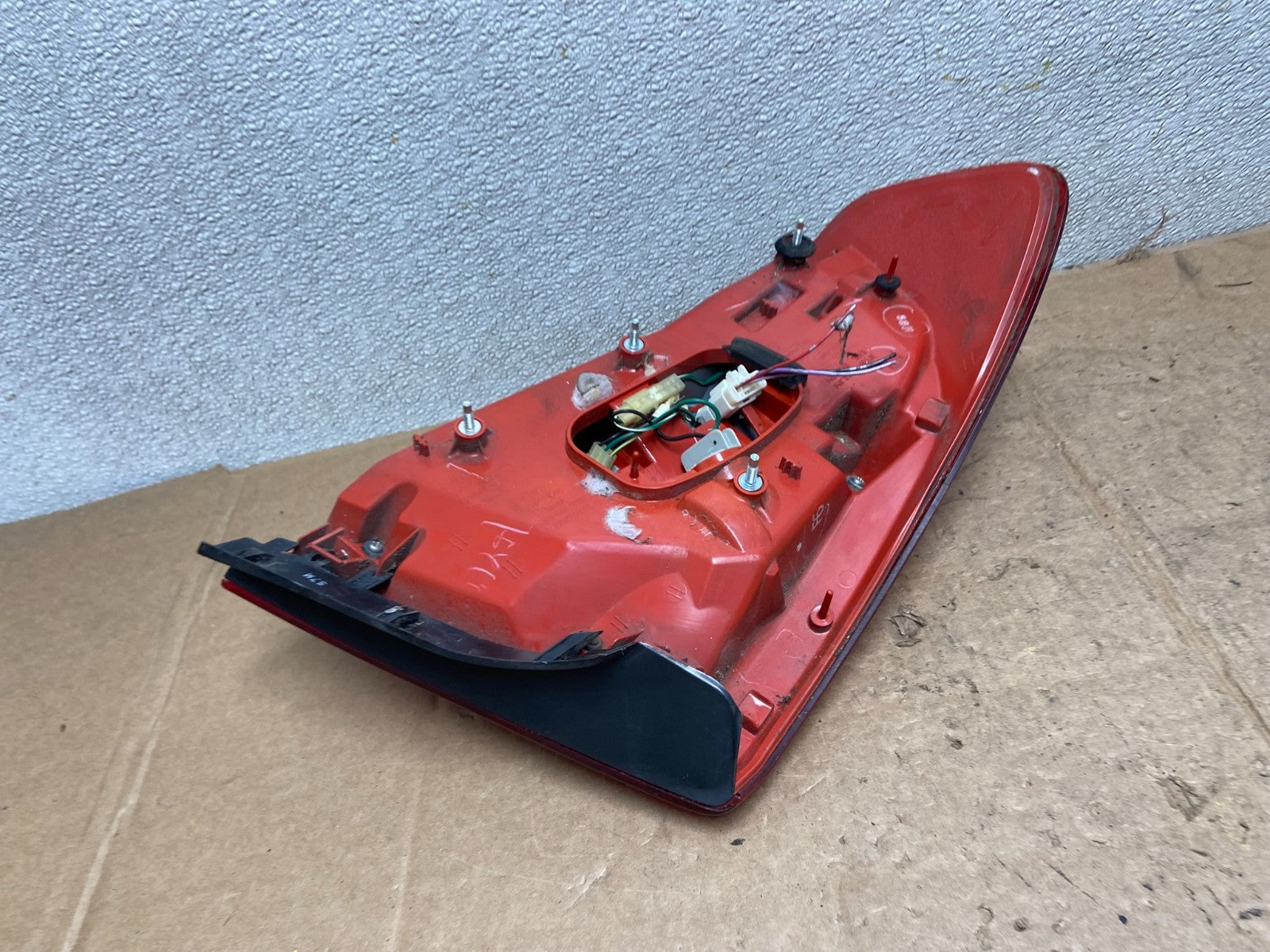 2005 to 2006 Infiniti G35 Right Passenger Side Tail Light OEM AA4019 DW6