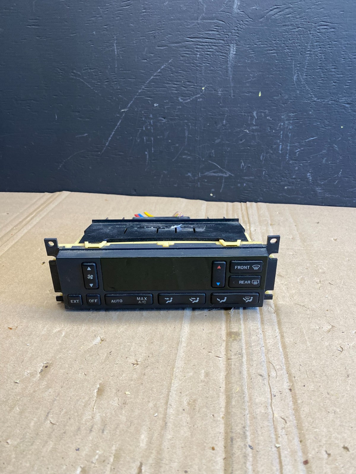 1998-2002 Lincoln Continental Temperature Climate Control A/C OEM ab8805 DG0