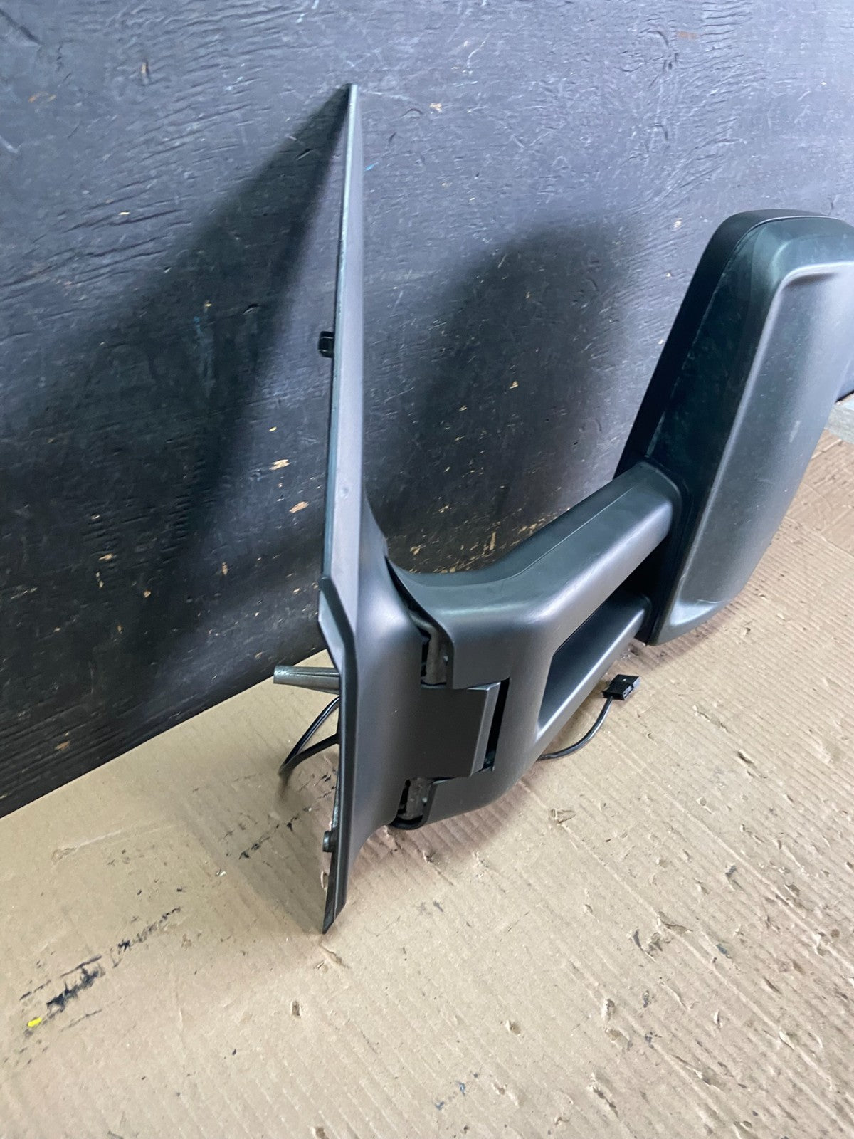 2007 to 2018 Mercedes-Benz Sprinter Left Driver Side View Door Mirror Q3172 DG2