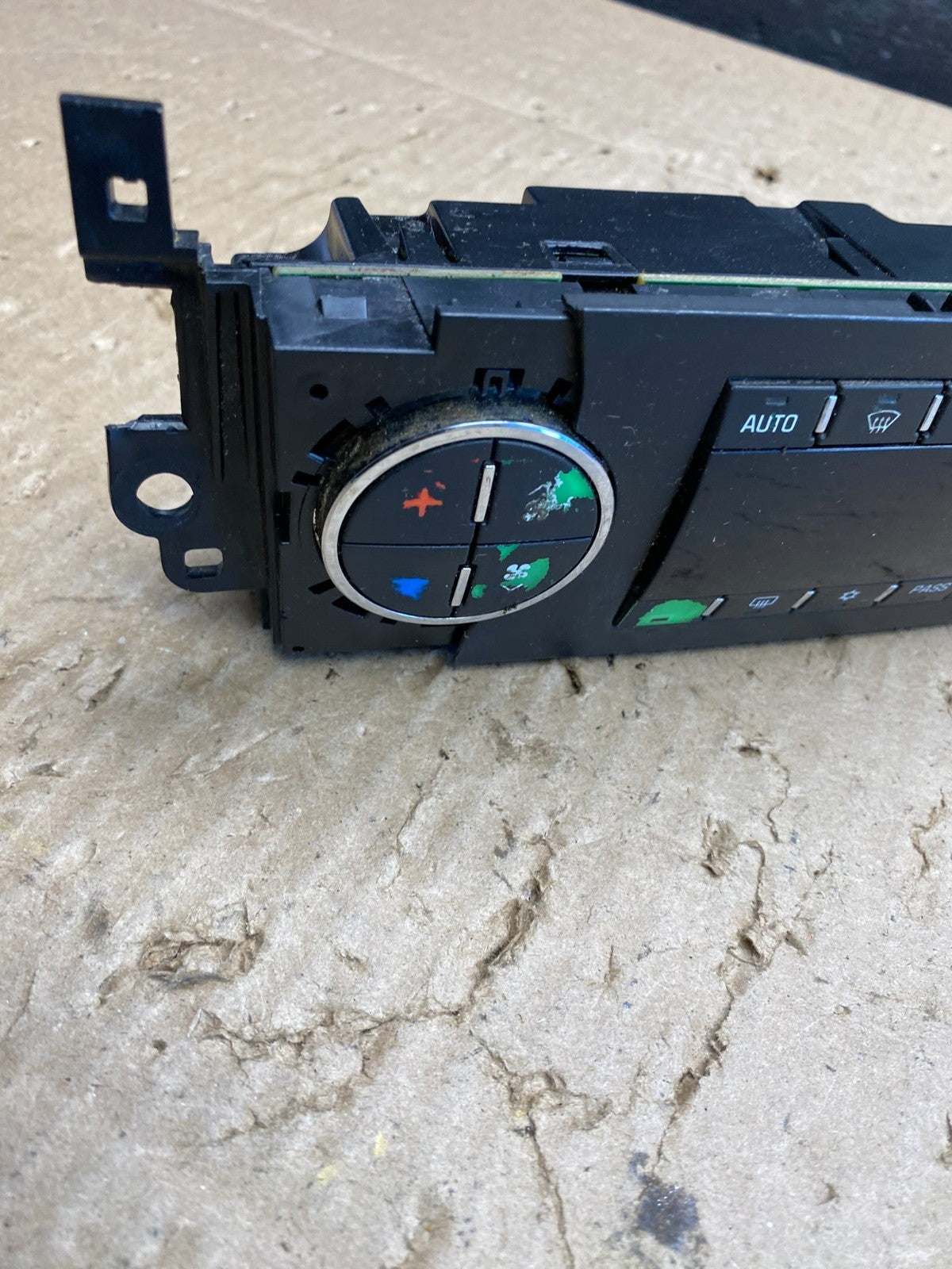 2007 - 2011 Chevrolet Silverado Gmc Sierra A/C Heater Climate Control AC9155 DG1