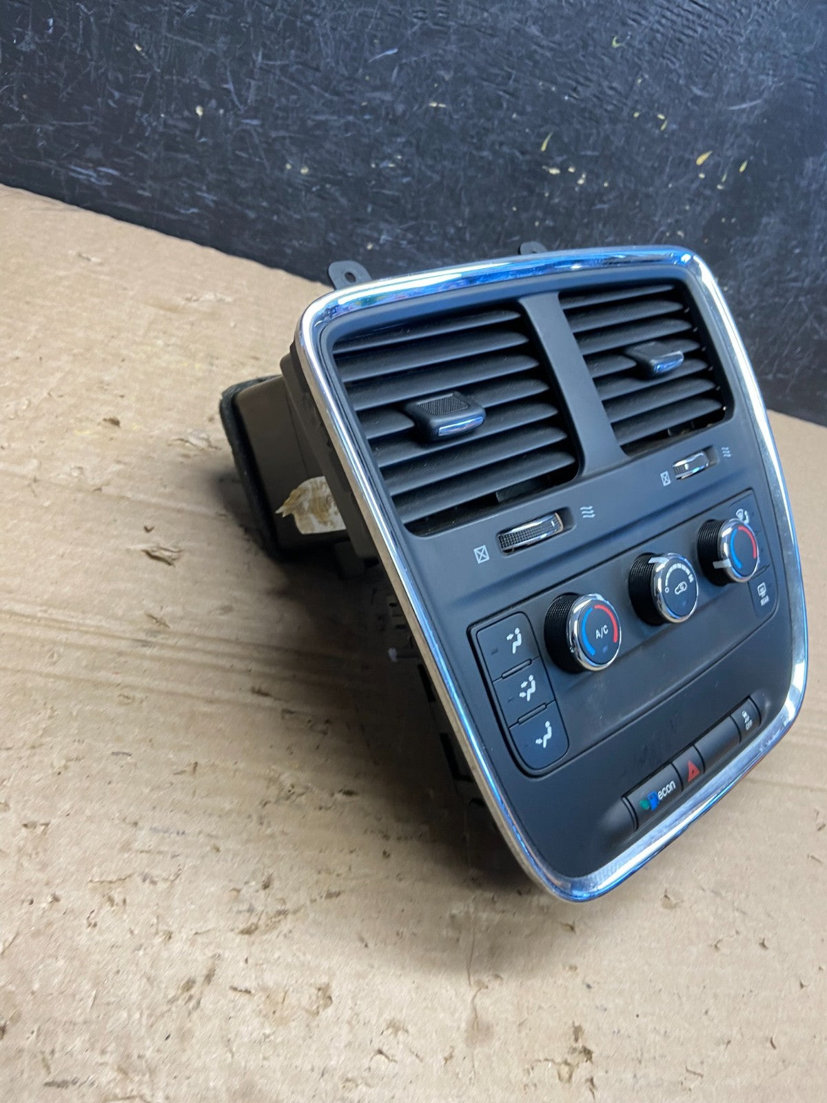 2011-2016 Dodge Grand Caravan Temperature Climate Control AC Heater AF2235 DW2