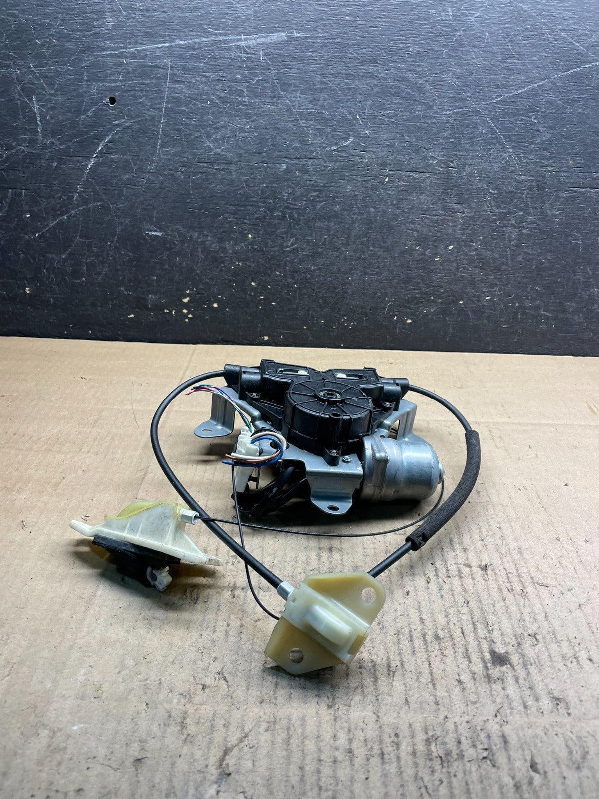 2011 to 2017 Nissan Quest Rear Right Power Sliding Door Motor Wire OEM W6781 DG1