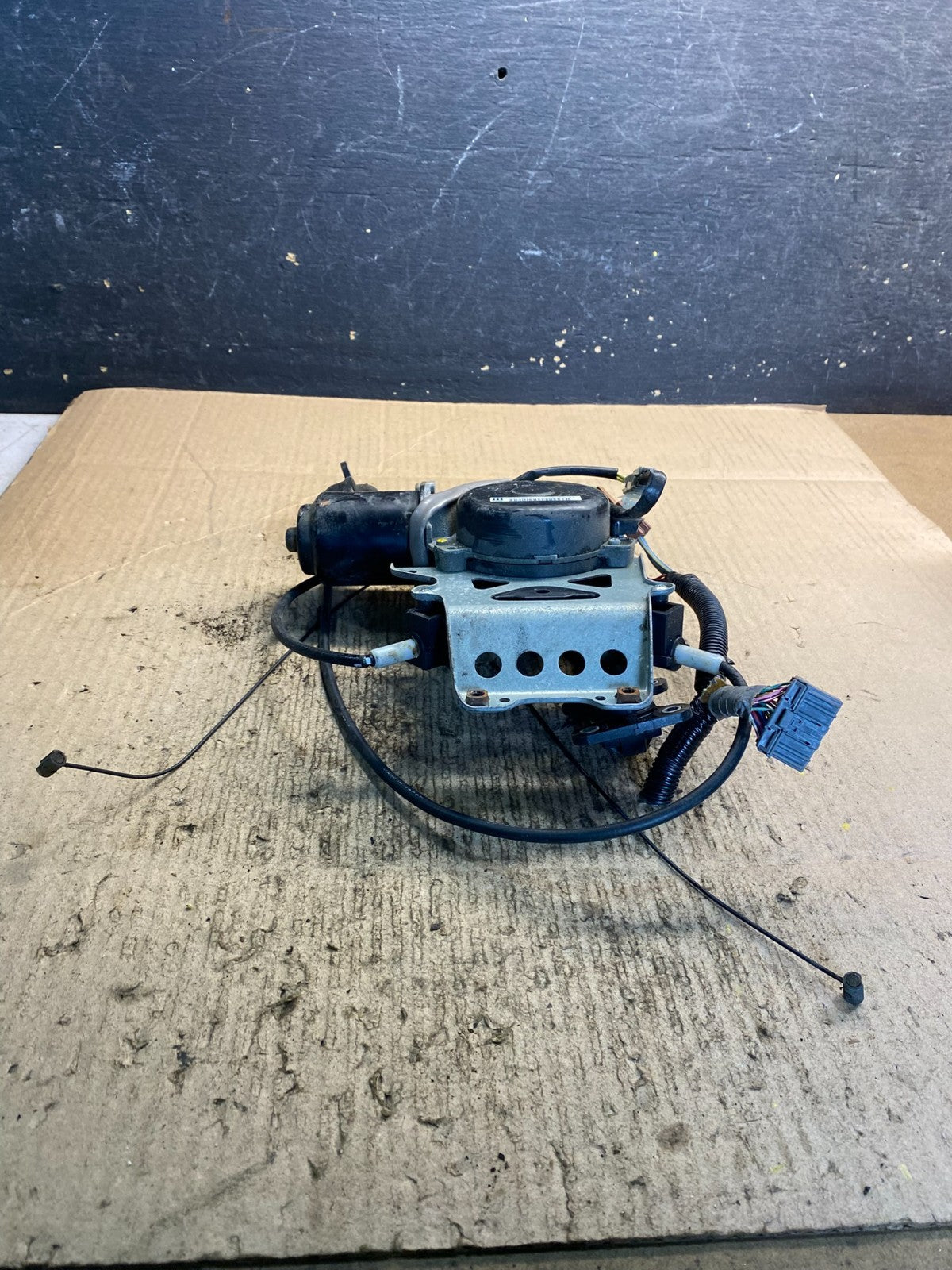 2005 - 2010 Honda Odyssey Rear Right Sliding Door Lock Actuator Motor z2478  DG2