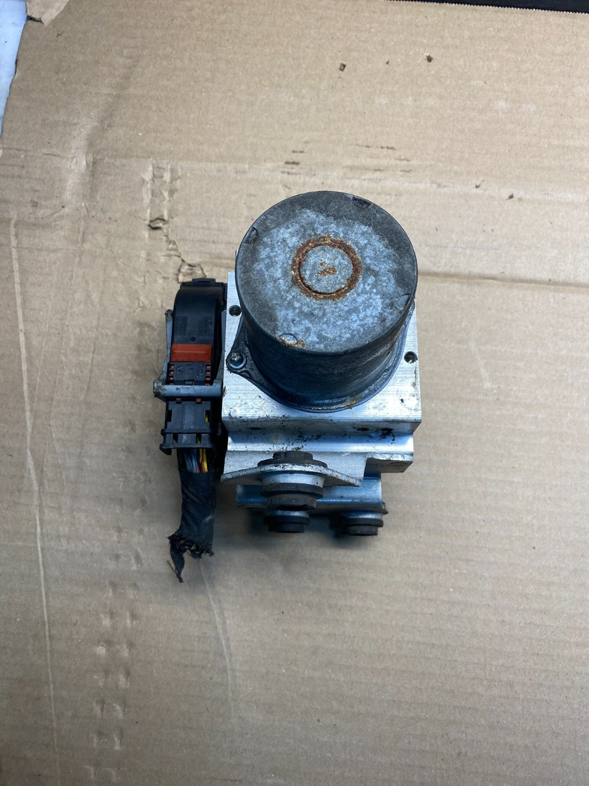 2016 to 2019 Audi Q7 ABS Anti-Lock Brake Pump Control Module af0006 DG5