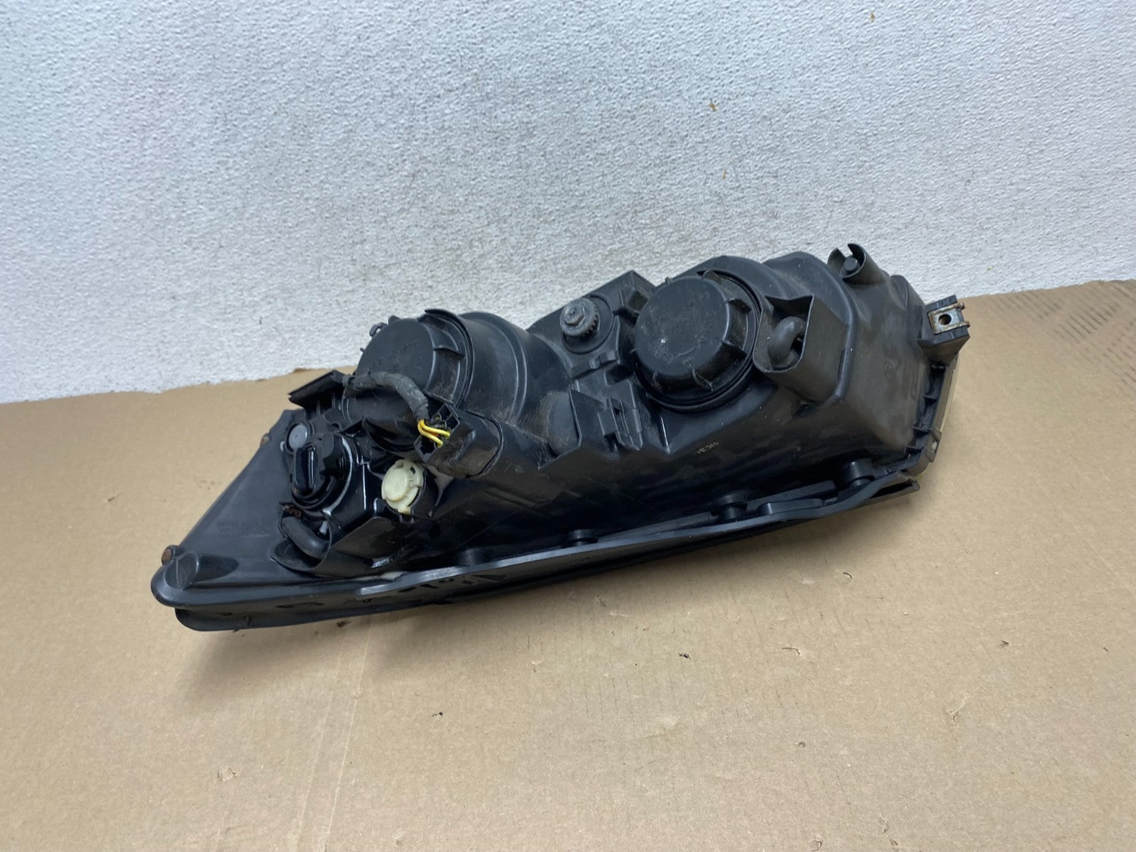 2006-2008 Hyundai Sonata Right Passenger Rh Side Headlight Halogen AG6816 DW5