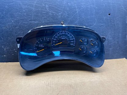 2003 to 2006 Chevrolet Silverado Speedometer Instrument Cluster AH6960 DG0