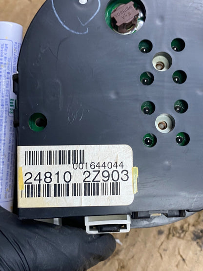 2002-2003 Nissan Pathfinder Xterra Cluster Speedometer Instrument OEM Z7334 DG6
