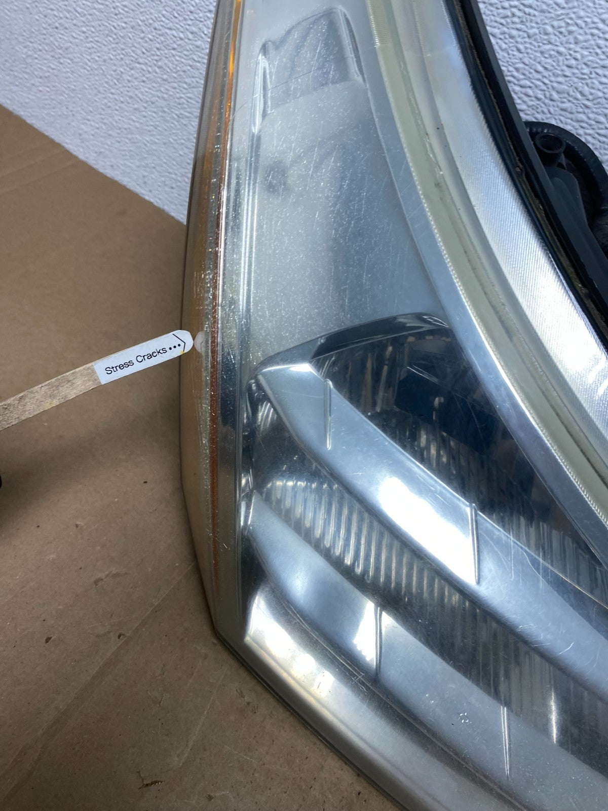 2008 2009 2010 2011 Ford Focus Right Passenger Rh Side Headlight AC5640 DW4