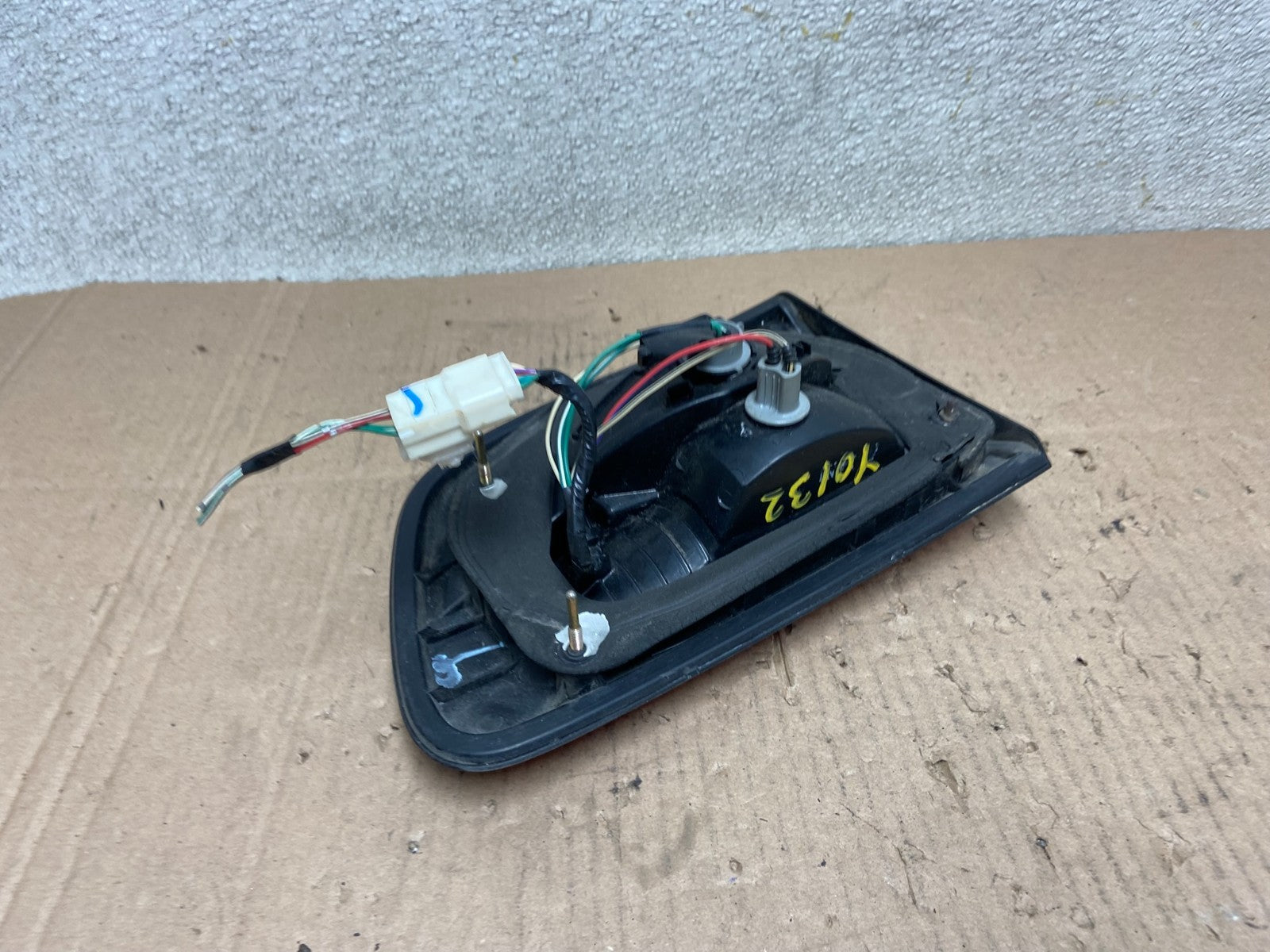 2001 2002 2003 Toyota Sienna Left Driver Lh Side Inner Tail Light OEM Y0132 DW4