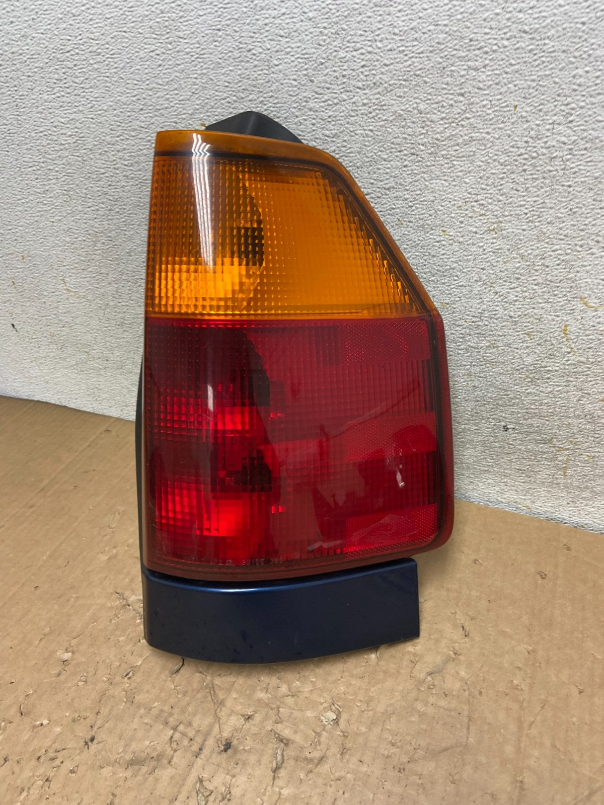2002-2009 GMC Envoy Right Passenger RH Side Tail Light AI9207 LK0