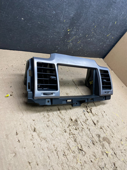 2010 - 2012 Lincoln MKZ Center Dash Gps Radio Bezel Panel Air Vent OEM T8555 DG1