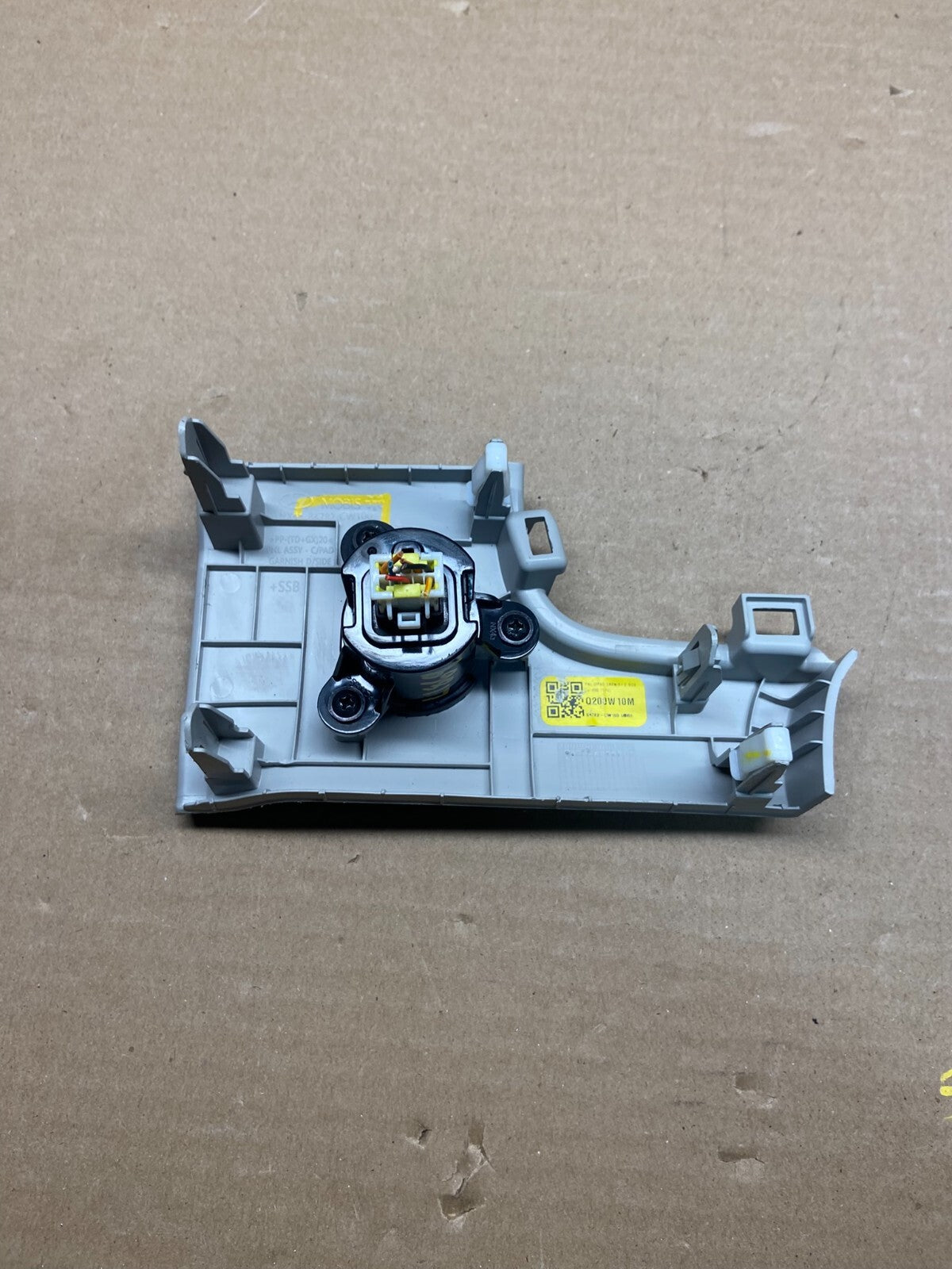 2022 to 2024 Hyundai Tucson Dash Left Bezel Ignnition Start Stop L1869 DG4