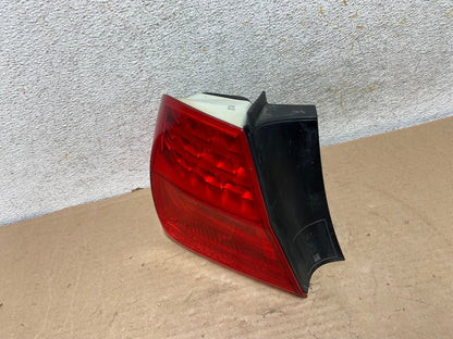 2009 2010 BMW 328i 3 Series Left Driver LH Side Tail Light AH9465 LK1