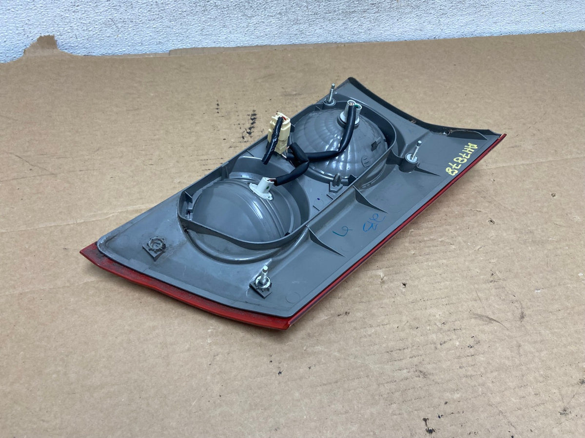 2006 to 2010 Toyota Sienna Right Passenger RH Inner Tail Light AH7878 LK4