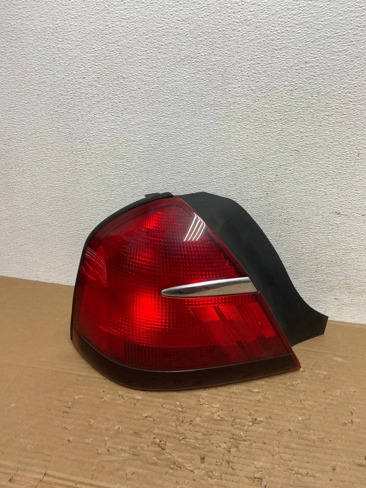 1998 - 2002 Mercury Grand Marquis Left Driver Lh Side Tail Light AD4315 LK0